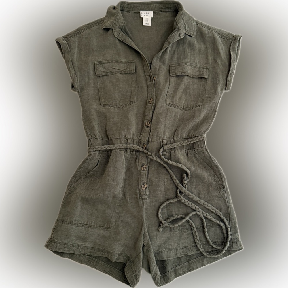 Green Short Sleeve Collared Romper